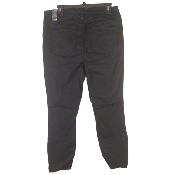 Torrid premium cropped jegging black jeans distressed raw hem size 16 - Picture 3 of 16